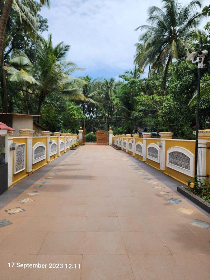 The Royal Oasis Goa Aparthotel Маджорда Екстериор снимка